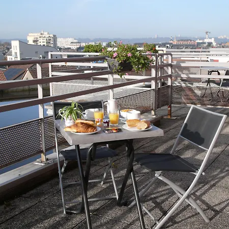Aparthotel Sejours & Affaires Rouen Normandie 2*