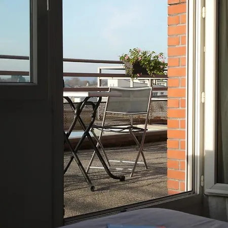 Aparthotel Sejours & Affaires Rouen Normandie Sotteville-les-Rouen